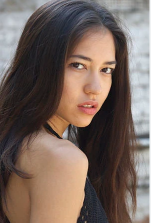 Sonoya Mizuno Sonoya Mizuno